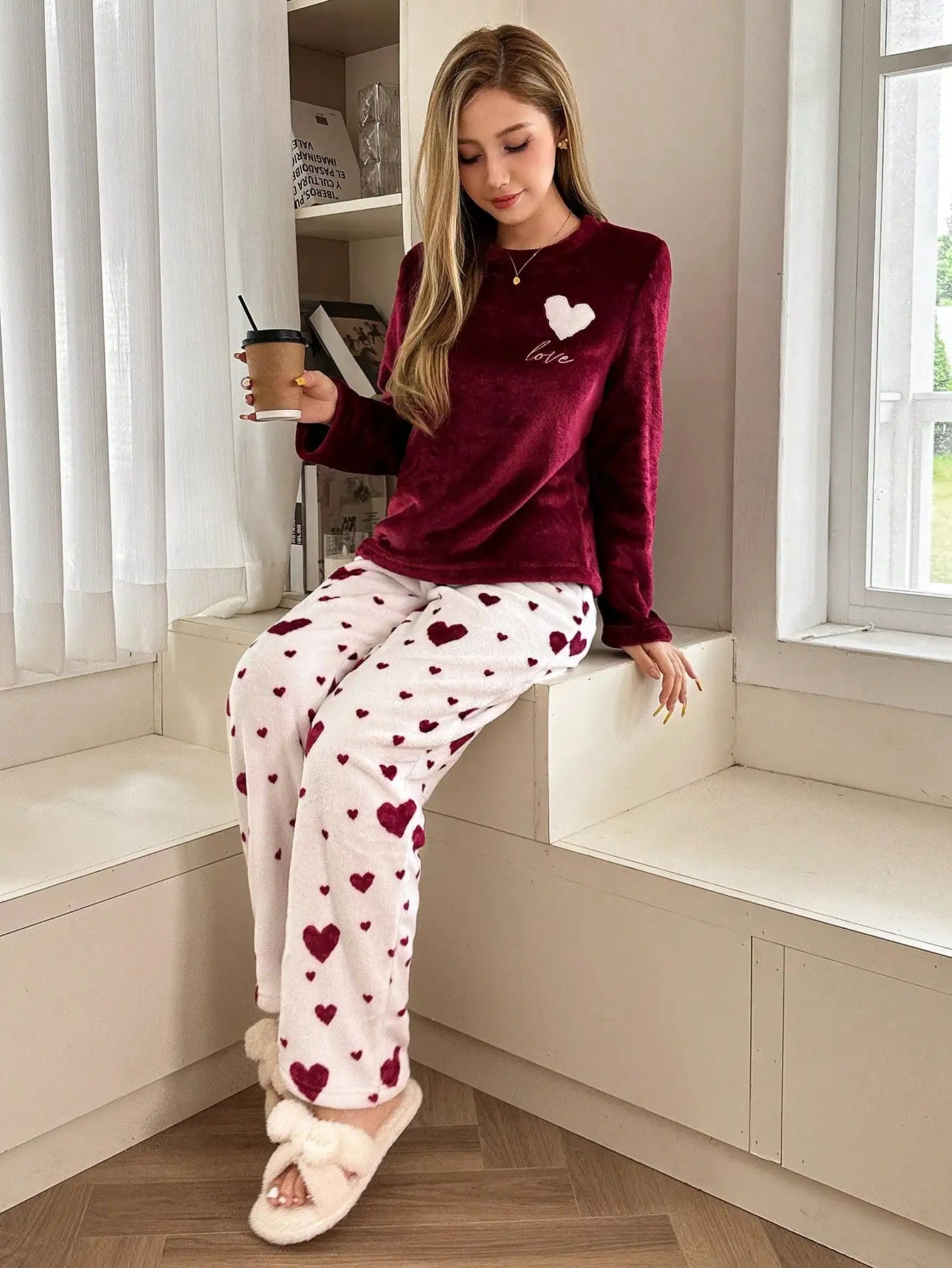 Velvet Heart Print Pajama Set for Women - Cozy Long Sleeve Top & Pants, Fall Winter Loungewear