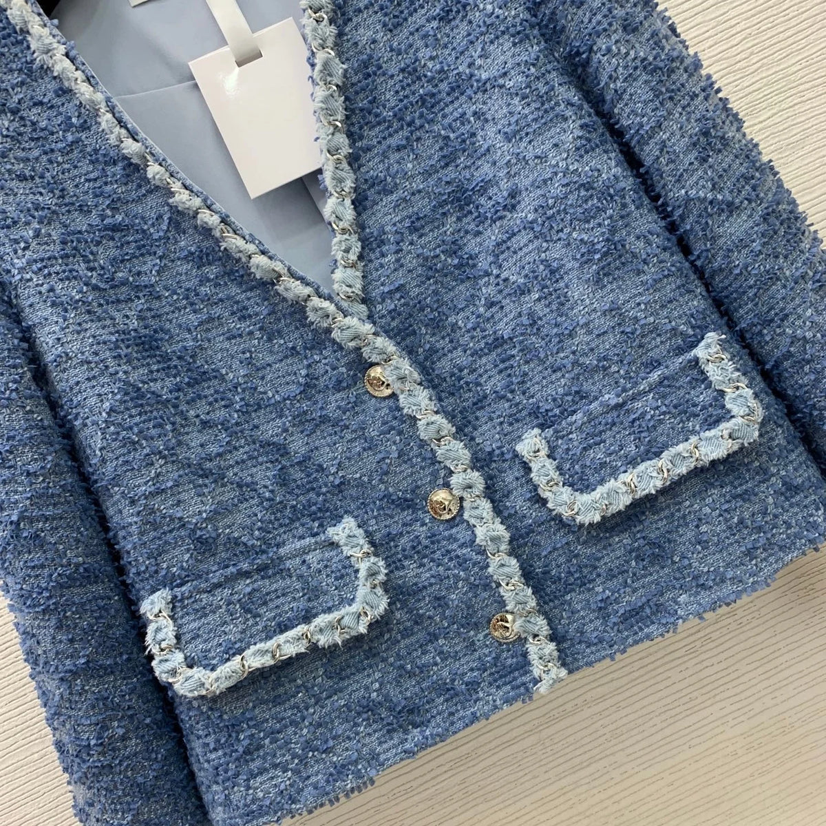 2026 Women Tweed Jacket Metal Chain Woven Trim Heart Button Deep V Neck Long Sleeve Cropped Blazer