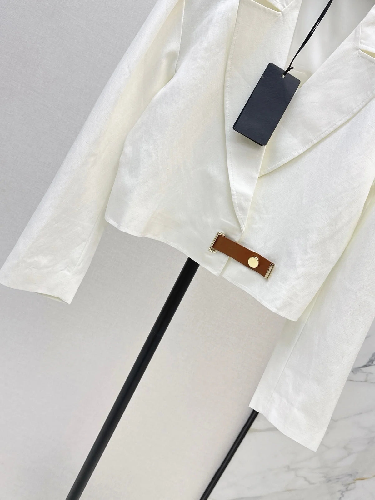 2026 Women Two Piece Set Notch Lapel Leather Metal Button Linen Short Jacket High Waist Caramel Leather Tab Midi Skirt
