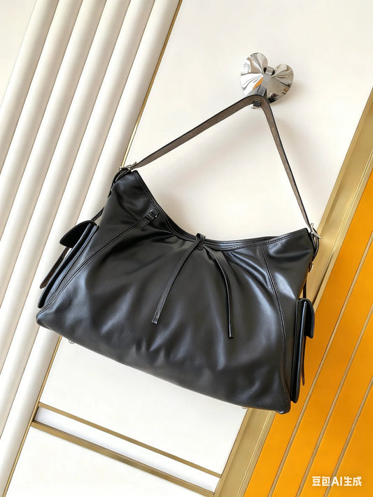 2025 New and Fashionable  Canvas Chain Flip-top Single-shoulder Crossbody Men's Bag
