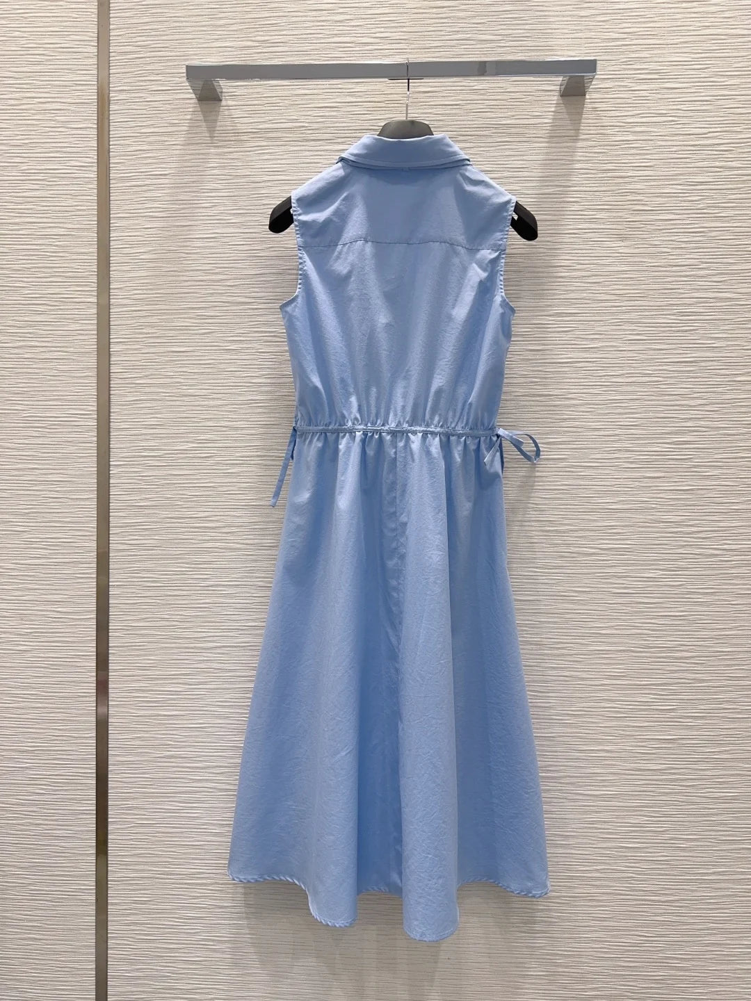 2026 Women Dress Relaxed Midi Shirt Dress Sleeveless Turn Down Collar Bow Ornament Waist Side Knot Stitched Chest Pockets