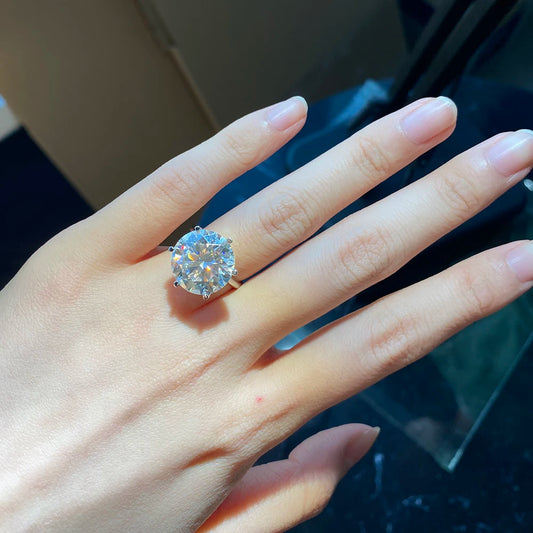 GEM'S BALLET 10ct 925 Sterling Silver Moissanite Ring For Women VVS1 D Color Round 6 Prong Engagement Classic