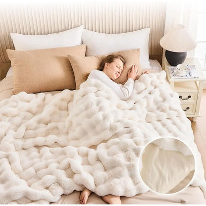 Faux Fur Throw Blanket for Bed-Warm Fuzzy Throw Blanket, Soft Plush Thick Bubble Blankets for Bedroom and Living Room, Furry Lux