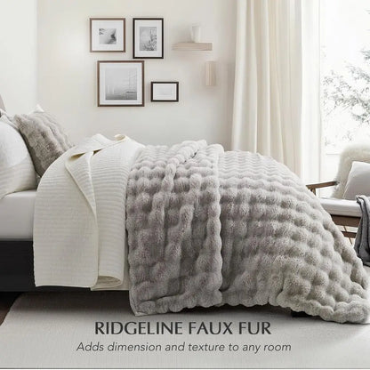 Soft Luxury Fluffy Faux Rabbit Fur Throw Blanket, Thick Warm Bubble Throw for Bed, Cozy Plush Reversible Blankets for Couch, Cha