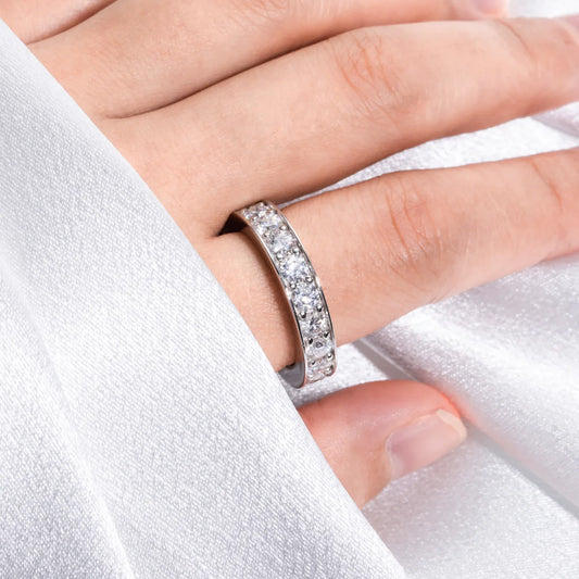 The New S925 Silver Moissanite Simple Style Full Circle Diamond Track Ring Luxurious Charm Jewelry Valentine's Day/Wedding Engagement Gift, Birthday Gift, Anniversary Gift Is The Best Gift for Him/Her