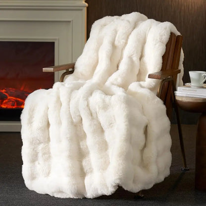 Faux Fur Throw Blanket for Bed, Ultra Soft Fuzzy Plush Bubble Blanket for Bedroom & Bed Decor, 90x90, Cream White