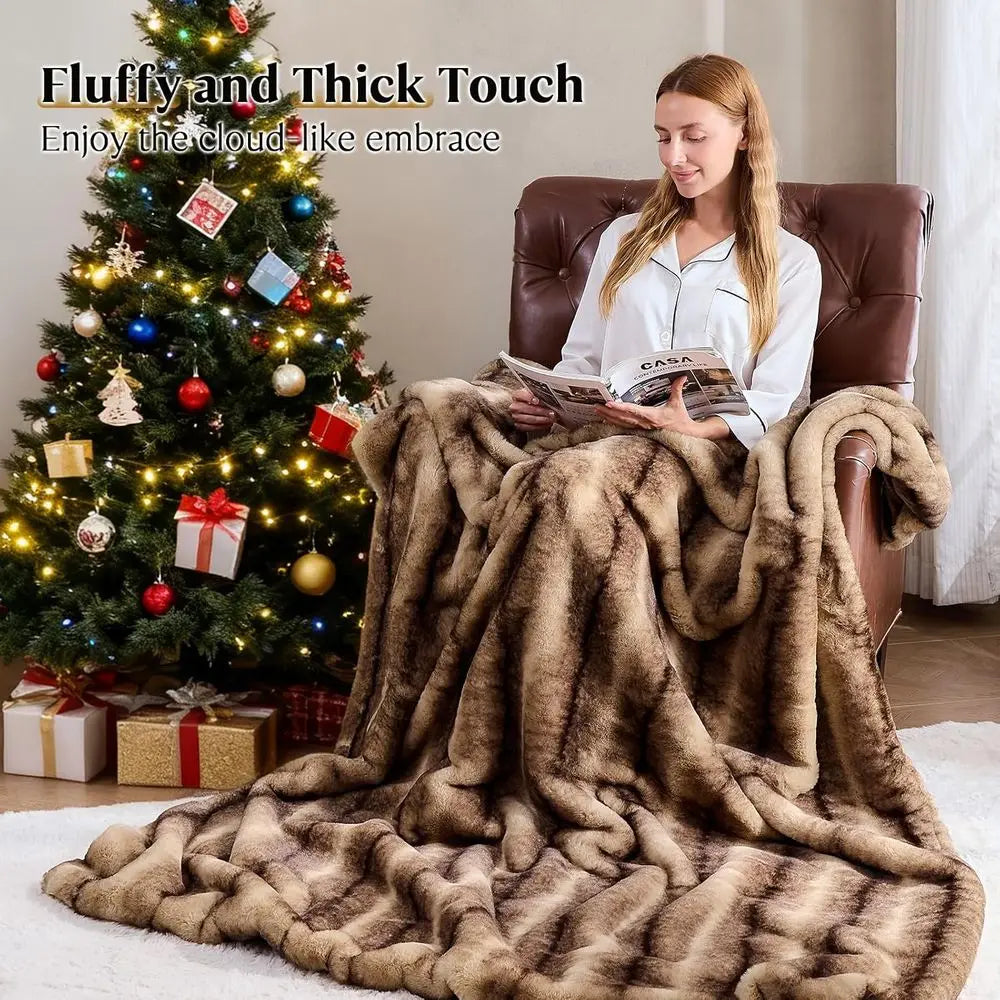 Faux Fur Blanket - Soft Warm Plush Blankets for Couch Sofa Bed, Fluffy Thick Throws for Bedroom, Office, Living Room, Decorative