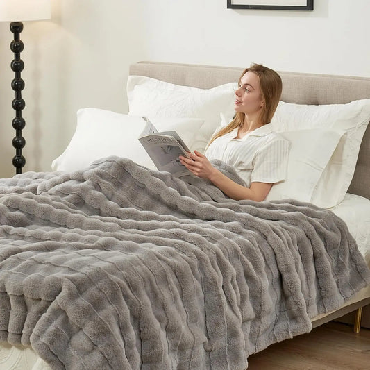 Fluffy Faux Fur Throw Blanket 60x80 Inches, Ultra Soft Grey Blanket for Couch Sofa Bed Living Room, Warm Cozy Gift