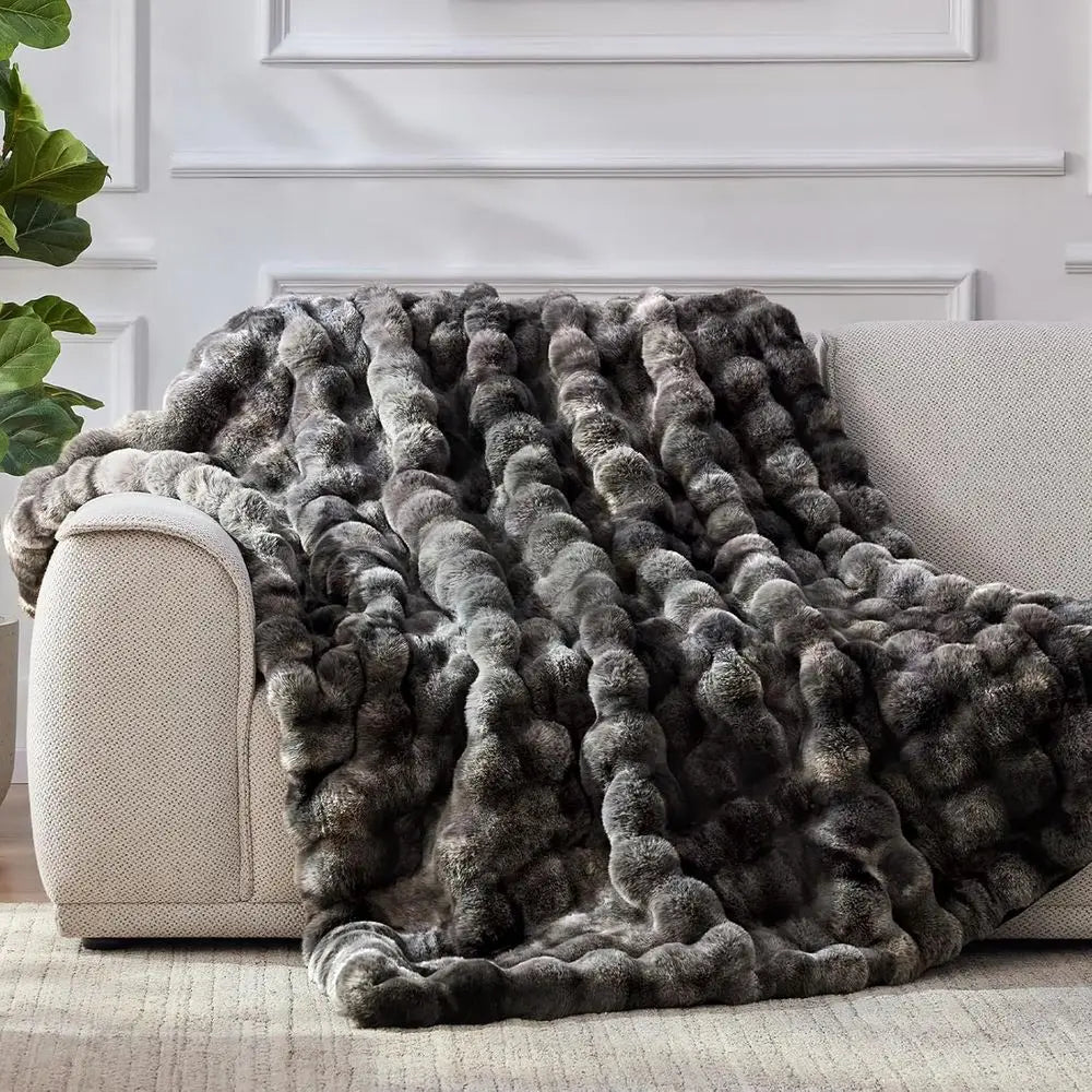 Faux Fur Throw Blanket, 1000GSM Fluffy Soft Bubble Blanket for Couch Bed, Cozy Plush Warm and Thick Blanket, Fuzzy Rabbit Throw