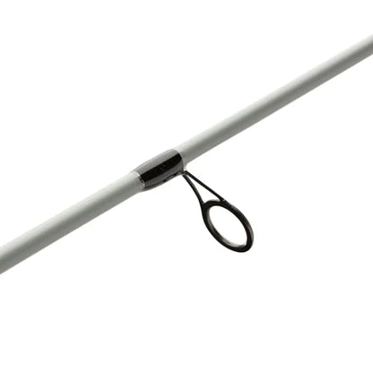 HighPerformance Battle IV Spinning Reel and Fishing Rod Combo for Saltwater and Freshwater Angling with Enhanced Casting Distan