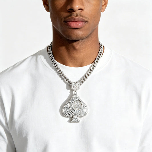Fashionable Poker Card Spade Red Heart Hip-Hop Pendant Can Be Paired with Cuban Chain Rap Singer's Exquisite Jewelry Decoration for Both Men and Women's Holiday Gifts, Anniversary Gifts, Birthday Gifts, or Layered Wear