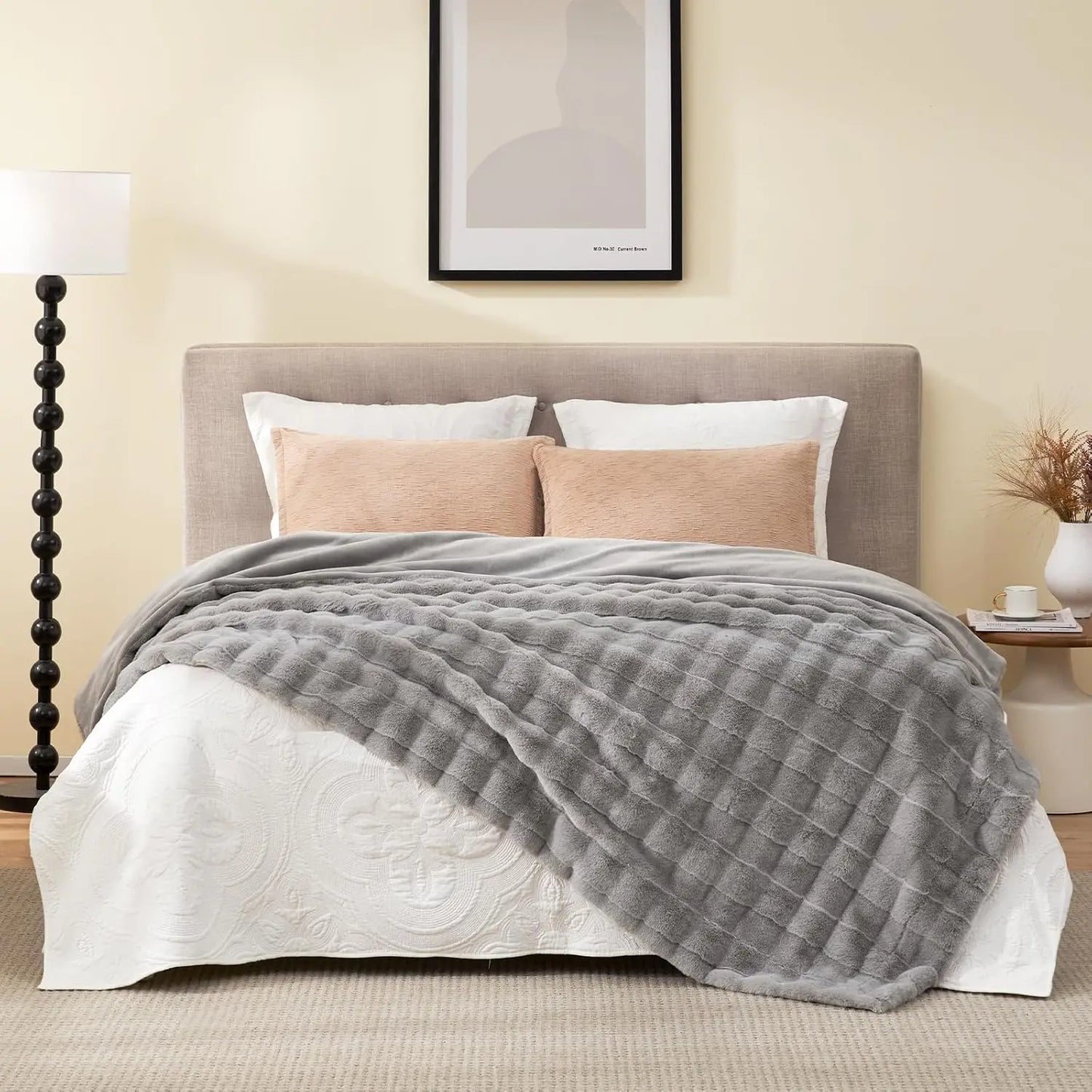 Fluffy Faux Fur Throw Blanket 60x80 Inches, Ultra Soft Grey Blanket for Couch Sofa Bed Living Room, Warm Cozy Gift