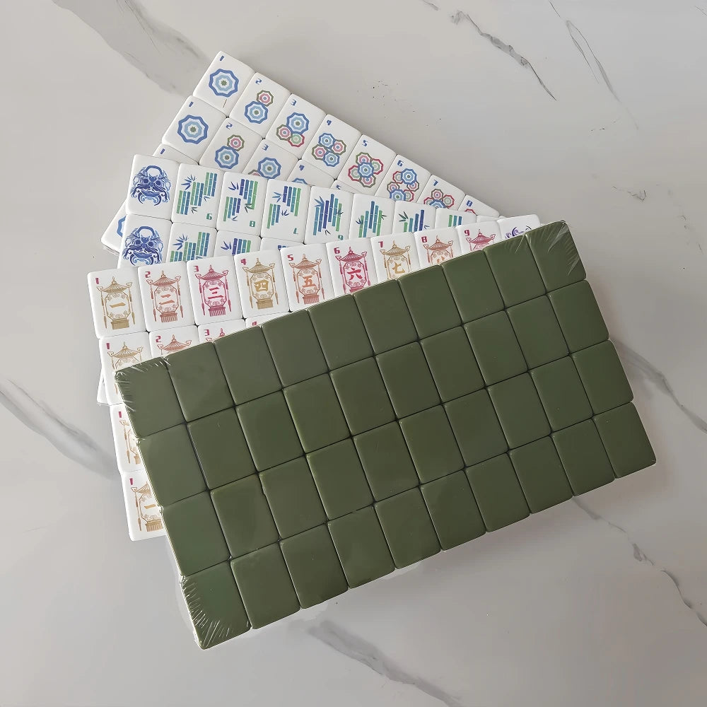 Olive Green Luxury Mahjong Game Tiles 4-Layer Acrylic Engraved American Mahjong Set Portable Mah Jongg Sets for Adult Board Game