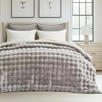 Soft Luxury Fluffy Faux Rabbit Fur Throw Blanket, Thick Warm Bubble Throw for Bed, Cozy Plush Reversible Blankets for Couch, Cha