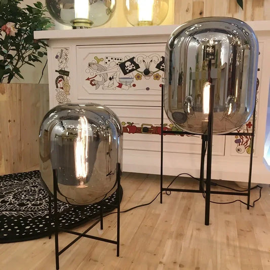 Creative LED Glass Ball Floor Lamp Post Modern Hotel Coffee Shop Bedroom Bedside Reading Glass Decorative Floor Lamp