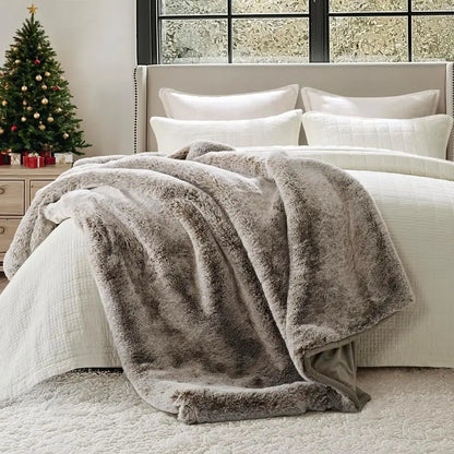 Soft Faux Chinchilla Fur Throw Blanket for Couch, Warm Thick Heavy Winter Throw Blanket 1220GSM for Bed, Fluffy Cozy Mink Blanke