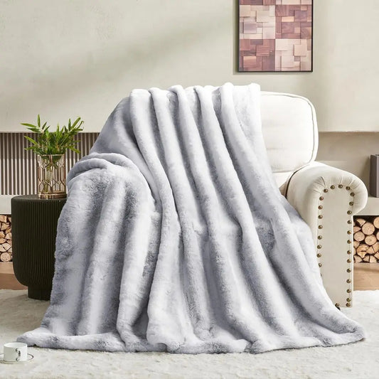 Luxury Faux Fur Blanket - Soft Warm Plush Blankets for Couch Sofa Bed, Fluffy Thick Throws for Bedroom, Office, Living Room, Dec