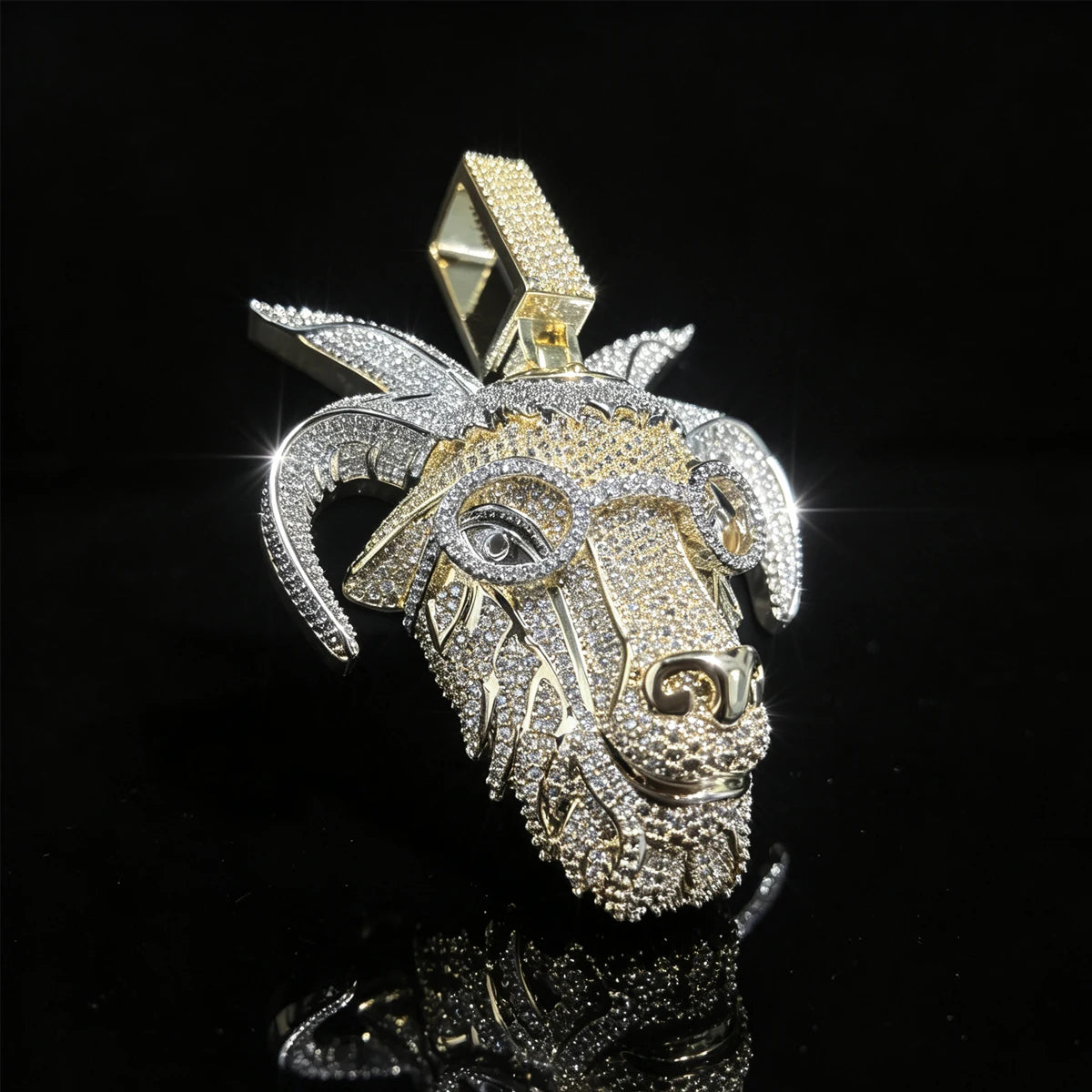 Hip Hop Goat Head With Glasses Pendant Micro Paved Shiny Men Streetwear Rap Accessory Luxury Bling Trendy Icy Gift Full Diamond Fine Jewelry Gifts for Men Boy Friends Rapper 3D Iced Out Goat Pendant Two-Tone 18K Gold Plated C