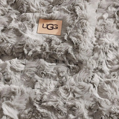 Faux Fur Full/Queen Blanket, Double-Sided Fluffy Blanket, Cozy Oversized Throw for Couch, Washable Bedding for Full or Queen Bed