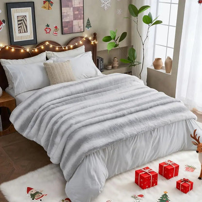 Luxury Faux Fur Blanket - Soft Warm Plush Blankets for Couch Sofa Bed, Fluffy Thick Throws for Bedroom, Office, Living Room, Dec