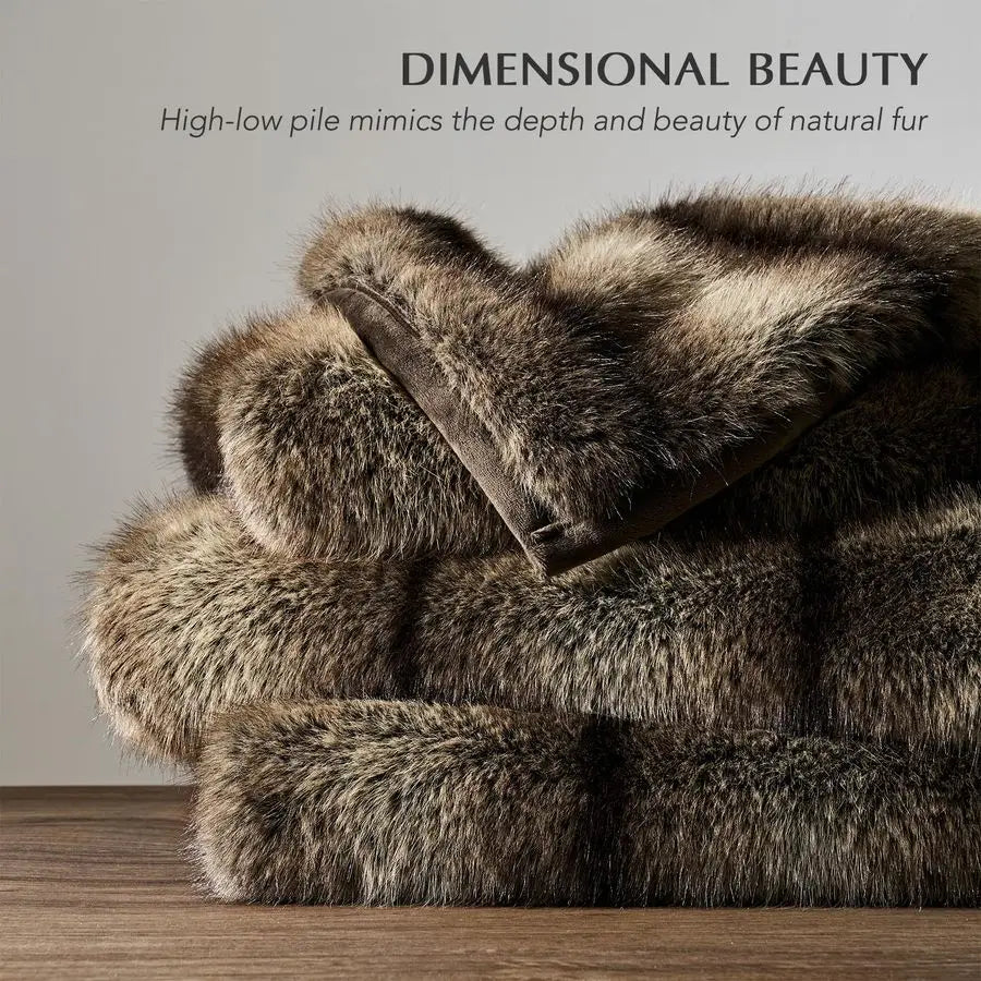 Luxury Faux Fur Throw Blanket, Soft Fluffy Faux Mink Blankets for Bed, Couch, Sofa, Thick Cozy Plush Warm Fur Throws with Revers