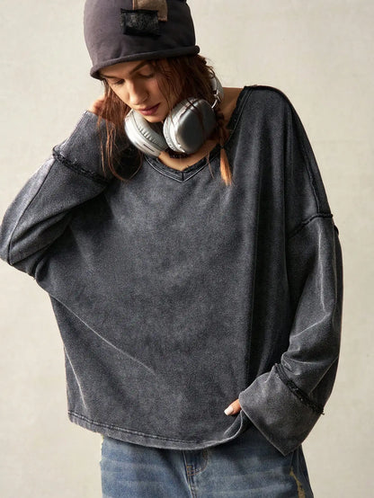 Women's V-Neck Backless Loose Sweatshirt with Flare Sleeves, Casual Long Sleeve Top