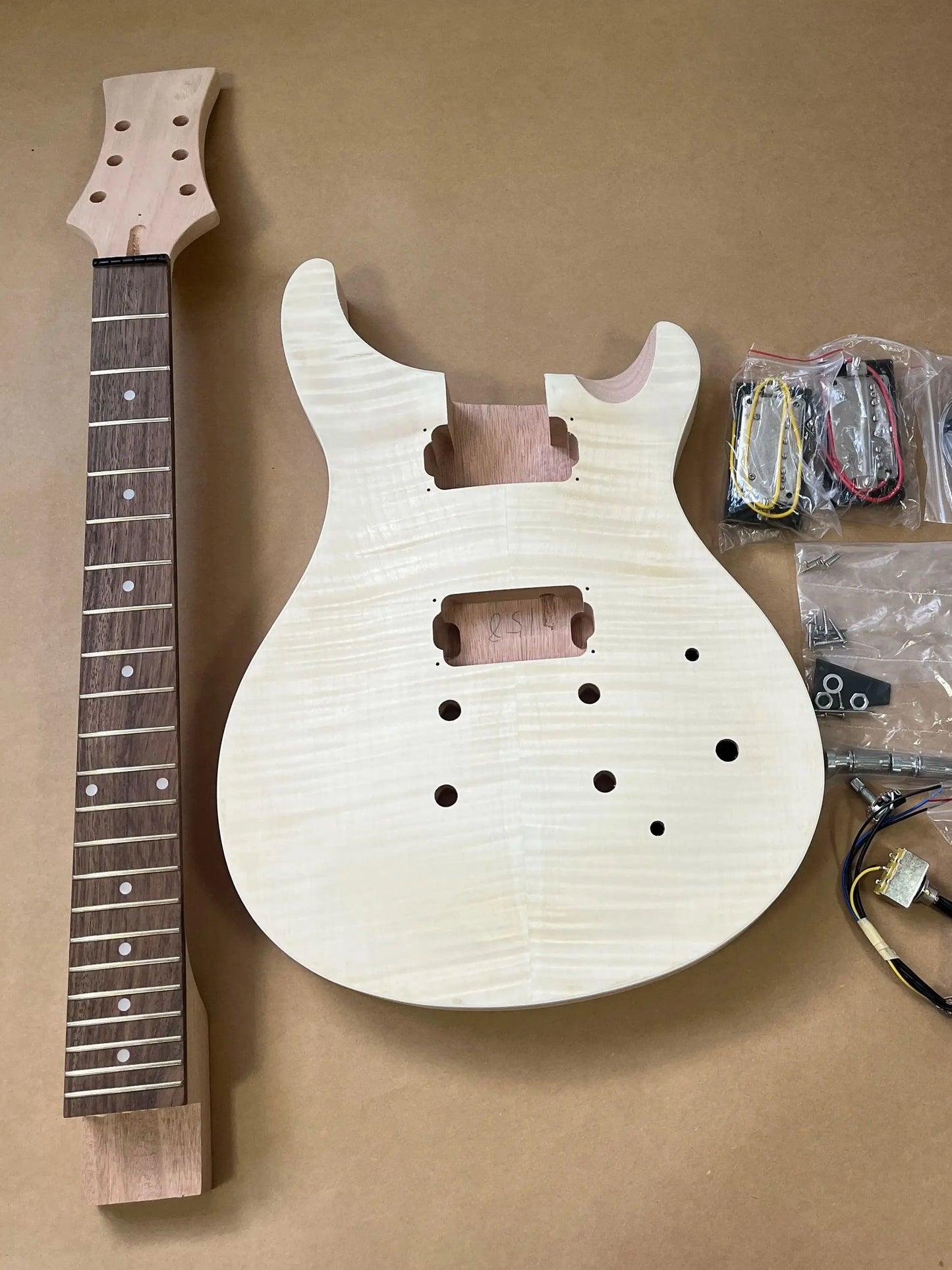 Factory-made DIY PRS Electric Guitar Set Mahogany Body Rosewood Fingerboard Electric Guitar-themed gift Free Shipping