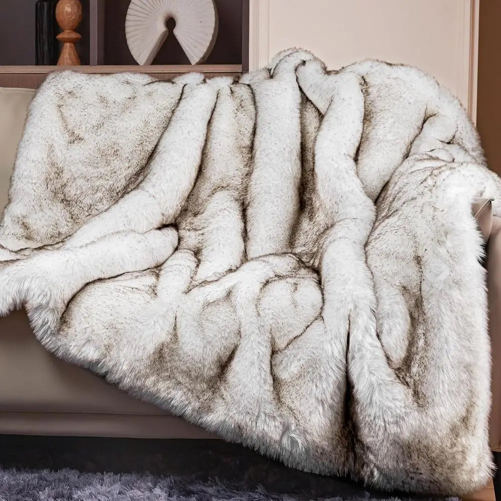 1000GSM Faux Fur Throw Blanket, Super Heavy Thick Warm Cozy Blankets for Couch Bed Sofa, Plush Fuzzy Elegant Soft Reversible Min