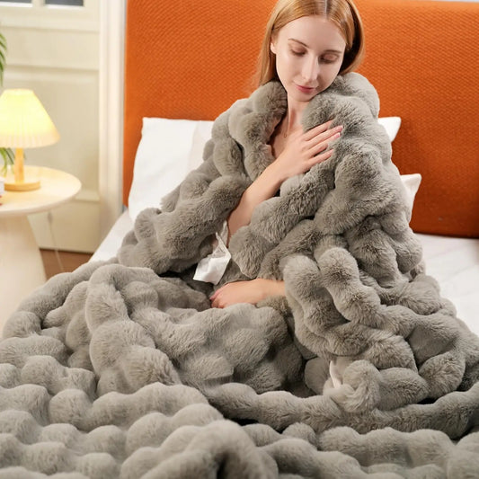 Oversized Warm Thick Bubble Plush Faux Fur Throw Blanket, Soft Cozy for Couch Bed Living Room (Grey, 75x90in)