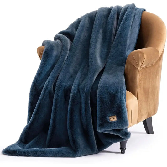 Plush Faux Fur Throw Blanket, Soft Warm Throw Blankets for Couch or Bed, Luxury Bedroom Decor, Giftable Holiday Blankets, Machin