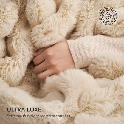 EverGrace Ultra Sot Luxury luy aux Rabbit ur Throw Blanket, Thick Warm Bubble Throw or Bed, Cozy Plush Reversible Blankets or Co