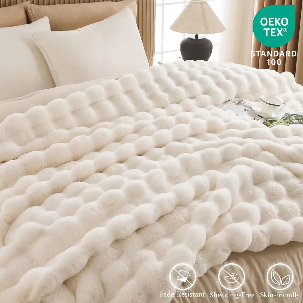 Faux Fur Throw Blanket for Bed-Warm Fuzzy Throw Blanket, Soft Plush Thick Bubble Blankets for Bedroom and Living Room, Furry Lux