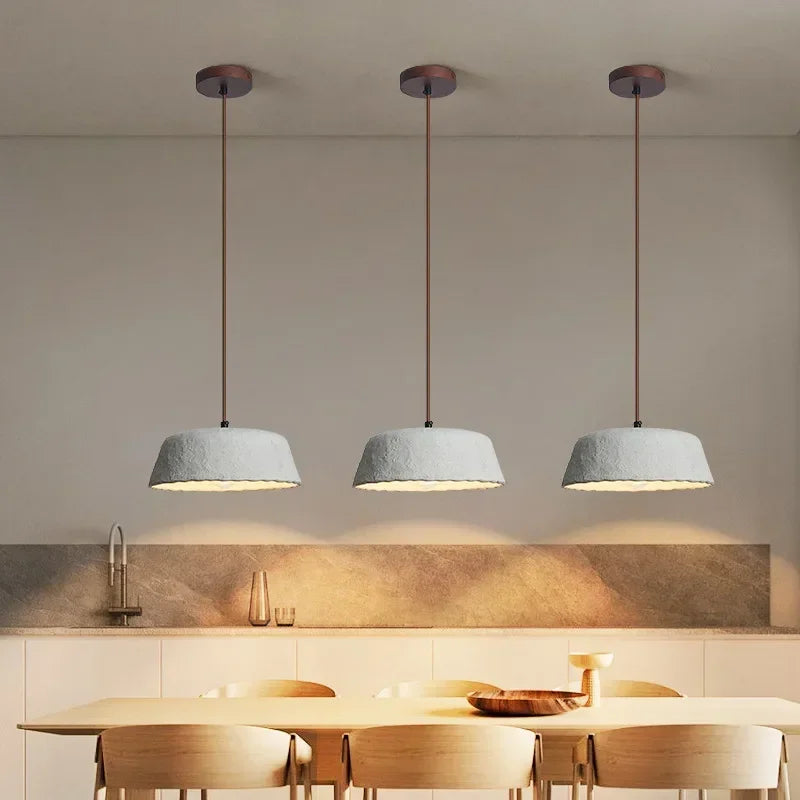 Classical Ceramic Pendant Light Coffee Shop Light Shop Lighting Tea Room Bar Table Lamp Retro LED Wooden Small Chandelier