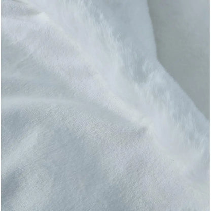 Luxury Chinchilla Faux Fur Throw Blanket (50" x 60")