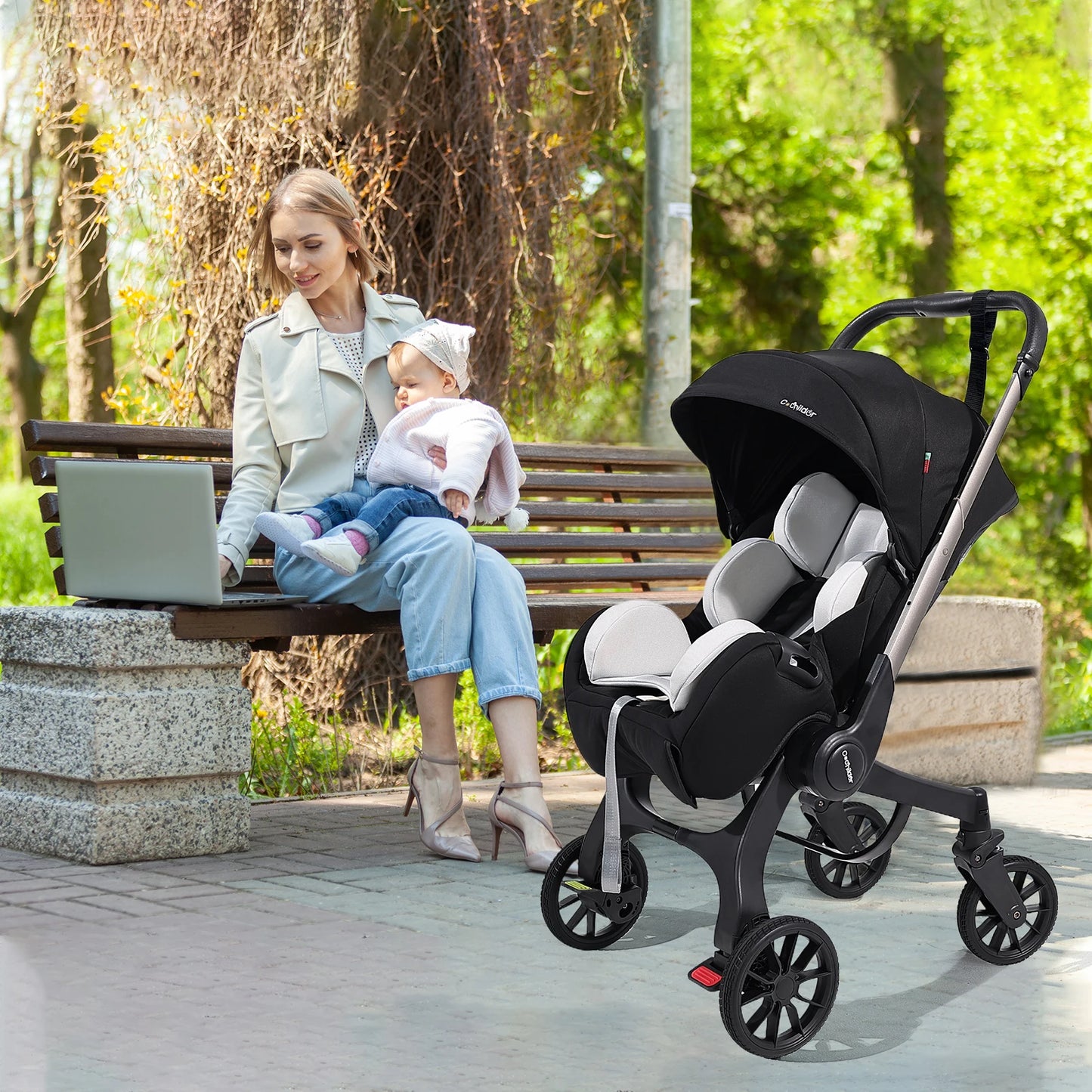 Go-Anywhere Baby Stroller, Features an Adjustable Backrest, Easy Fold, and Newborn-Friendly Design for City or Camping Use.