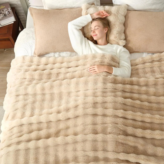 Cozy Faux Fur Throw Blanket, King Size 108x90 Inches, Soft Thick for Bed Sofa Living Room