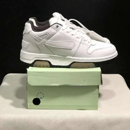 2026 Fashion Mens Womens Slim Arrow Sports Shoes Designer Men Sneakers Women Sneaker Non-slip Soles Classics Leather Zip