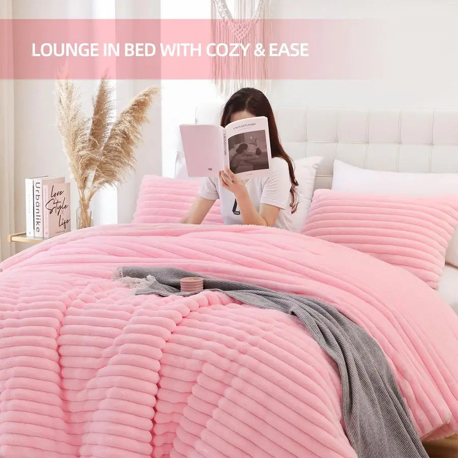 Fluffy Queen Comforter Set 3 Pieces Pink Fleece Fluffy Comforter Set, Luxury Fuzzy Queen Bedding Set, Soft Warm Bed Set All Seas