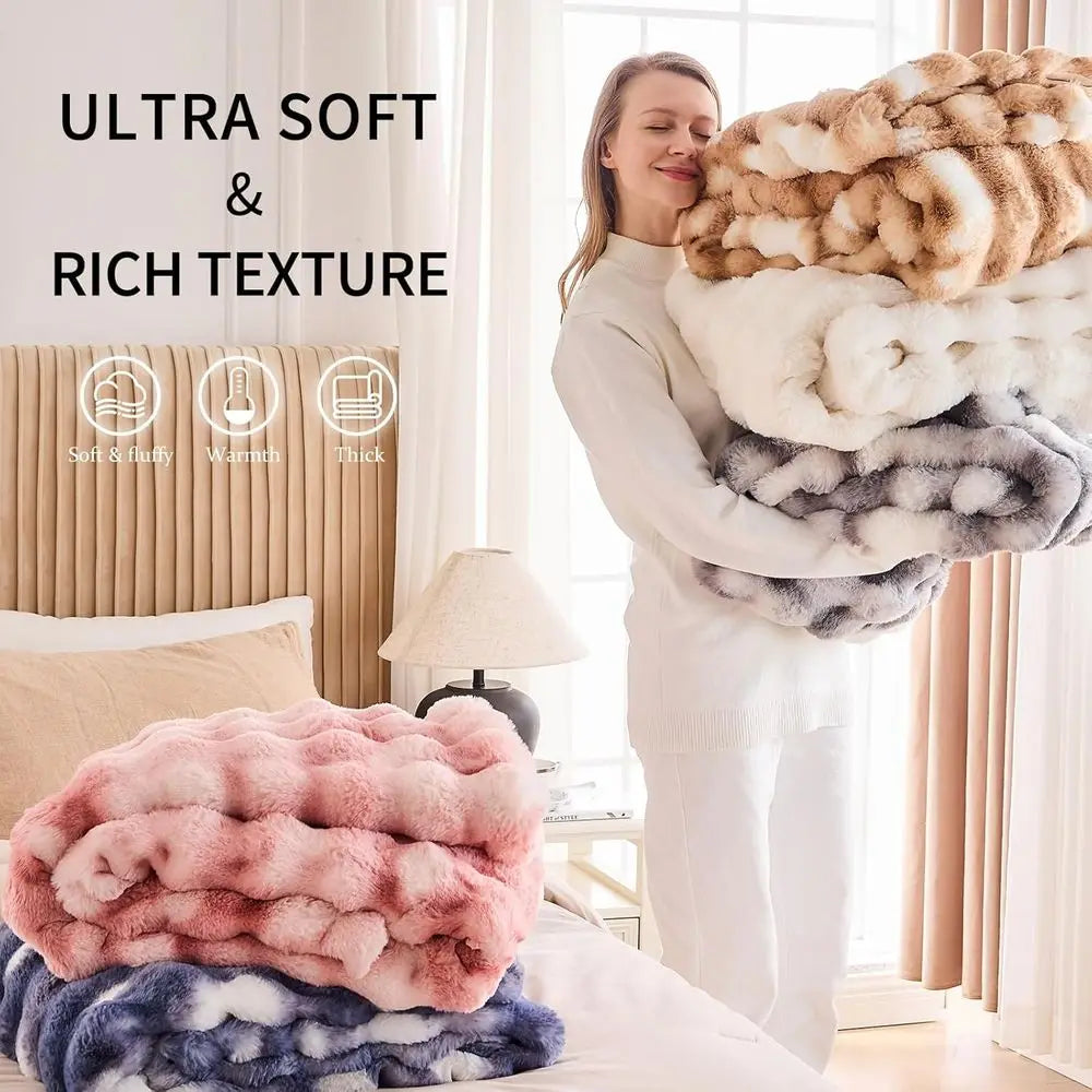 Faux Fur Throw Blanket for Bed-Warm Fuzzy Throw Blanket, Soft Plush Thick Bubble Blankets for Bedroom and Living Room, Furry Lux